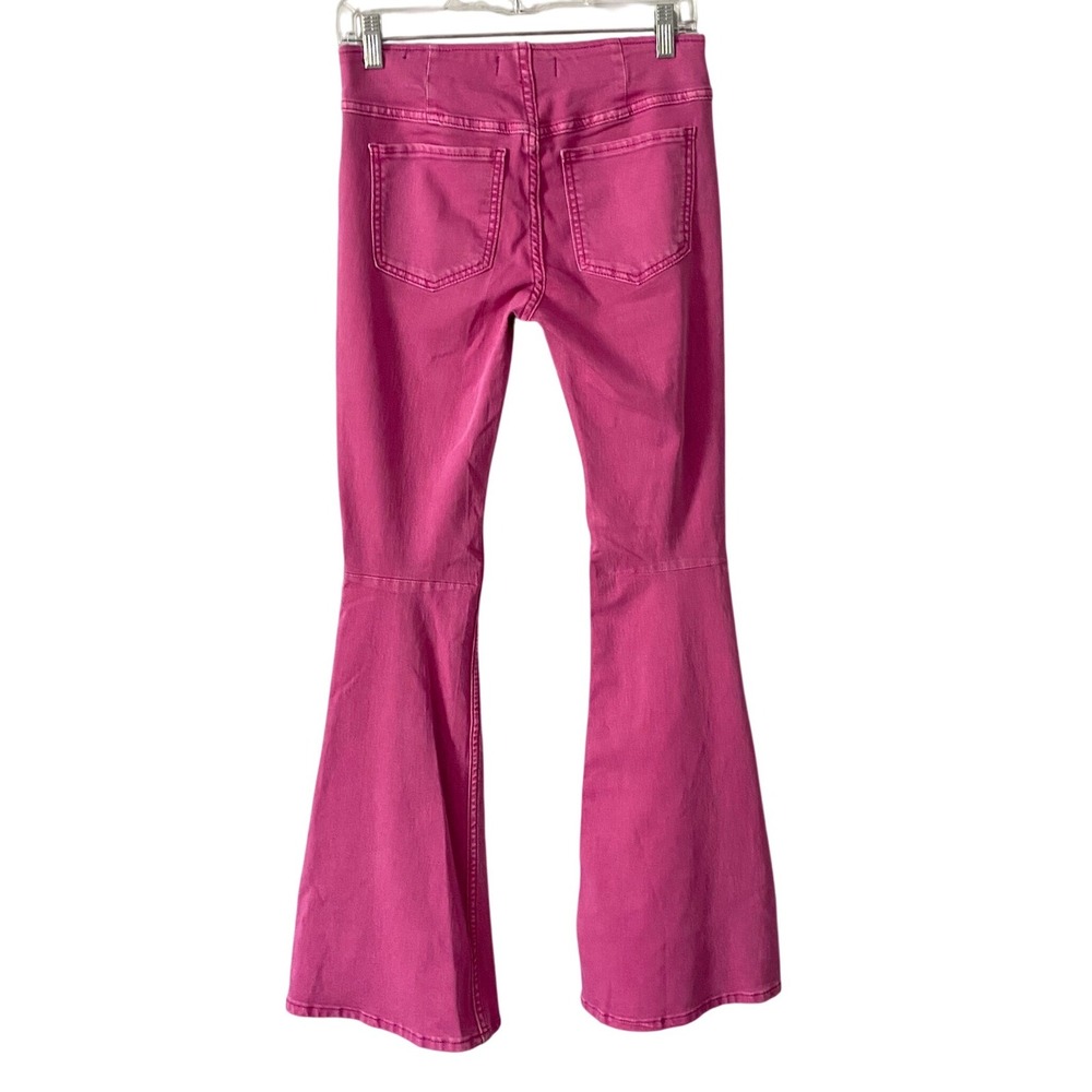We The Free Free People Sz 27 Boho Penny Pull On Flare Jeans Magenta Pink Retro - Picture 2 of 9
